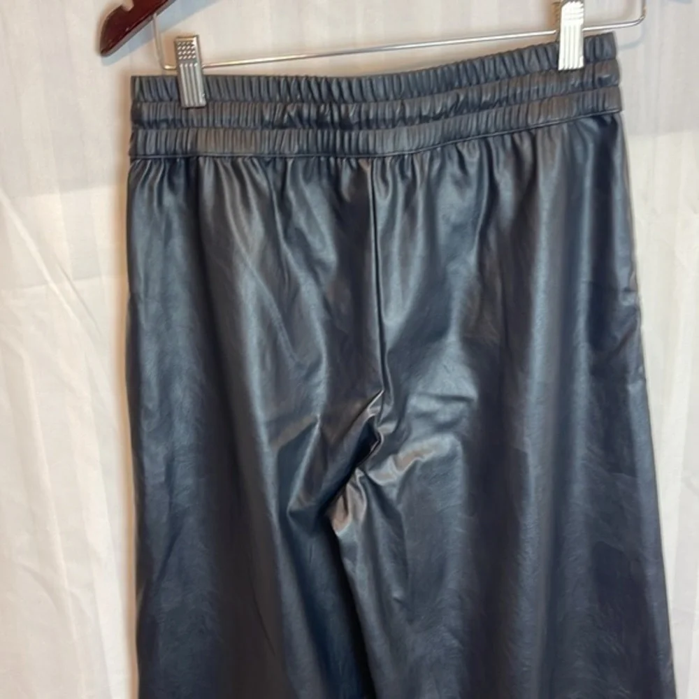 Who what Wear Black Faux Leather Wide Leg Drawstring Pull on‎ Size Small